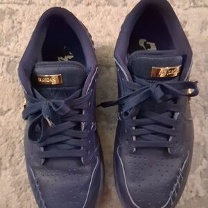 Jordan Men's Navy Sneakers